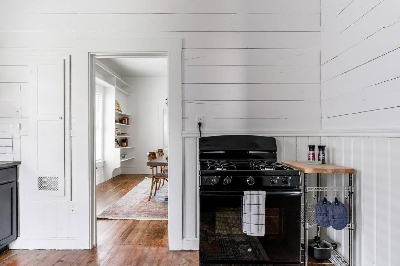 Restored 1930S Uptown Bungalow 2 Min. To Magnolia Waco Exteriör bild
